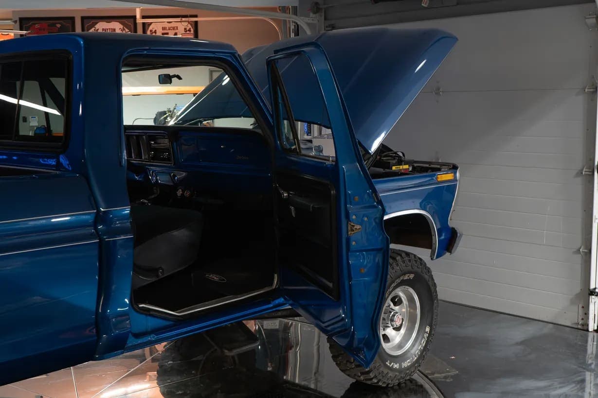 1974 Ford F-100 Ranger, view