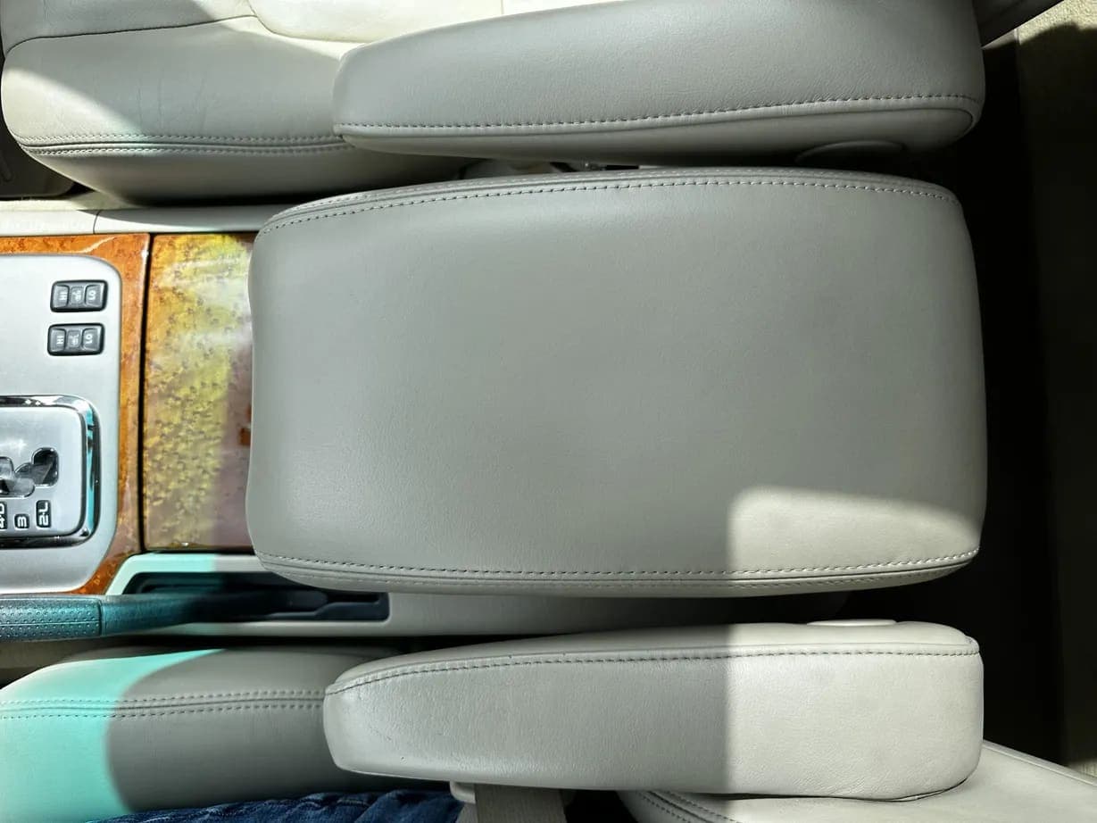 2006 Lexus LX470, view