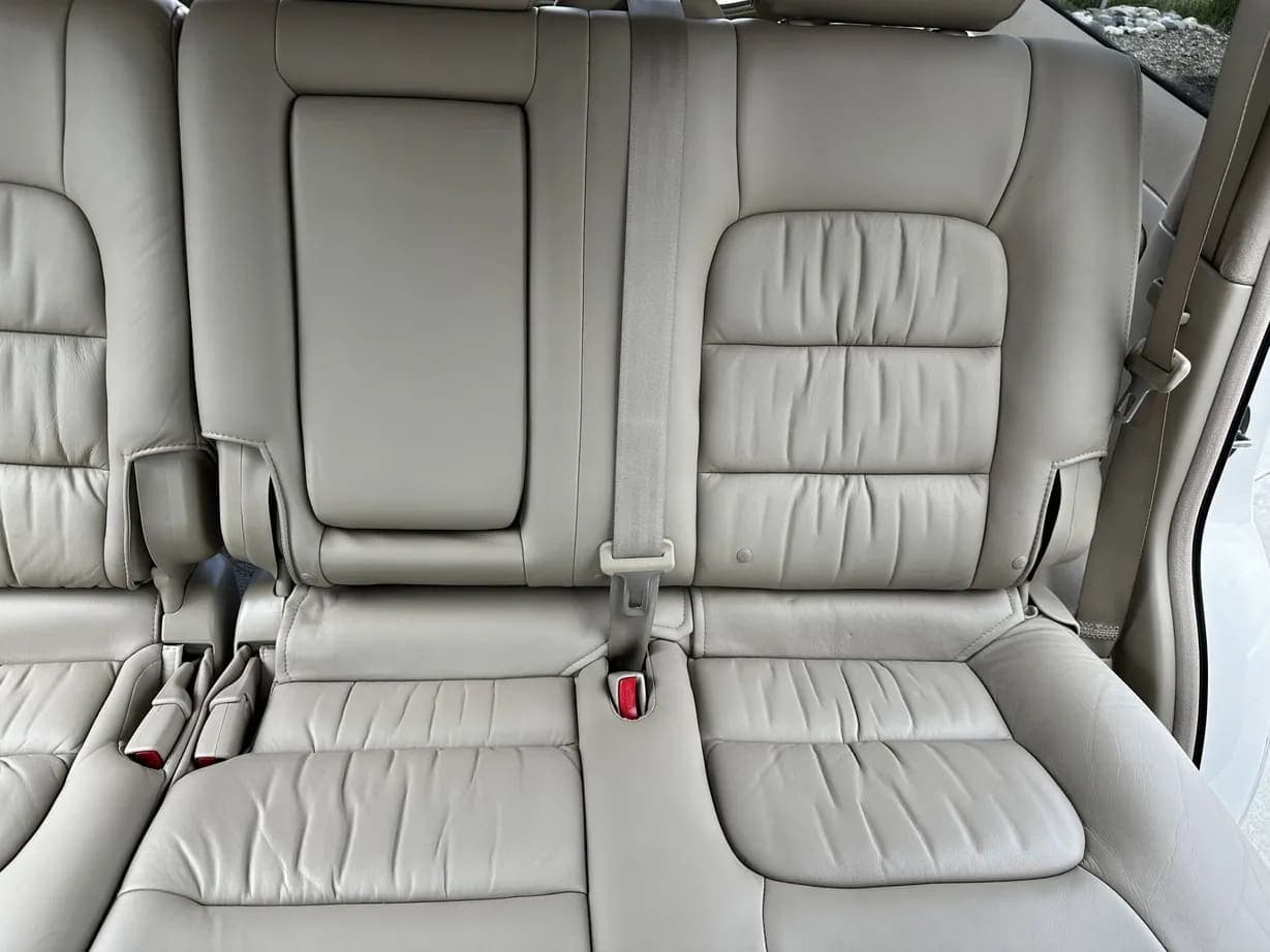 2006 Lexus LX470, view
