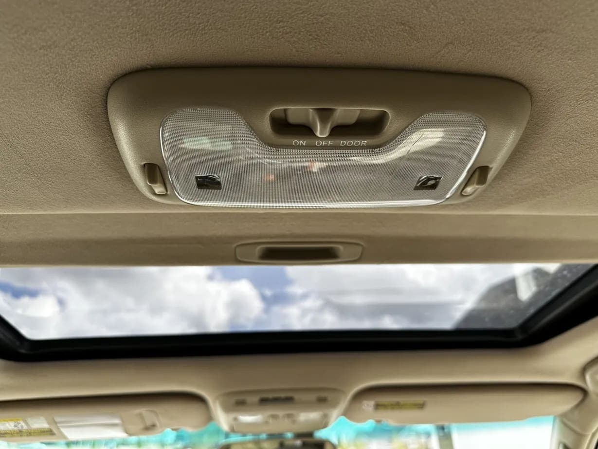 2006 Lexus LX470, view