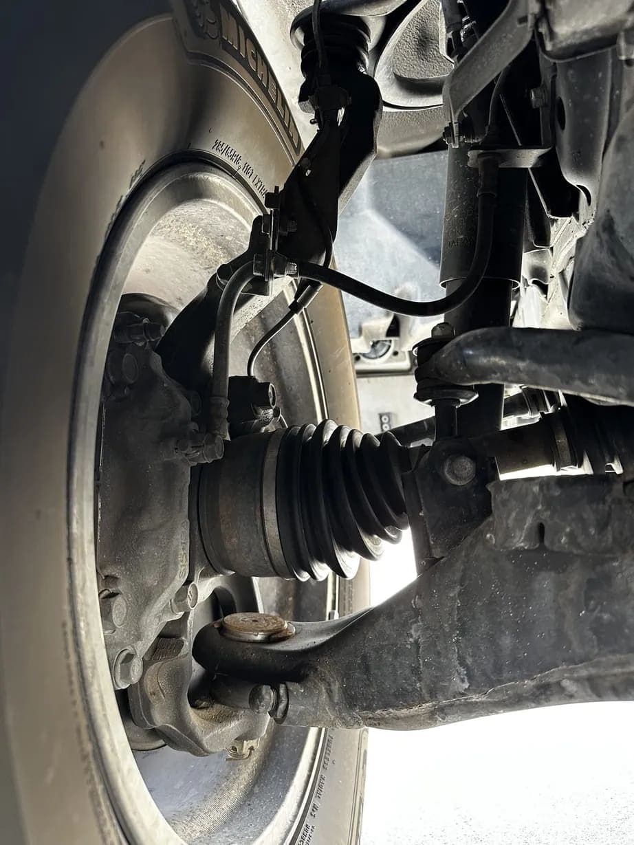 2006 Lexus LX470, view