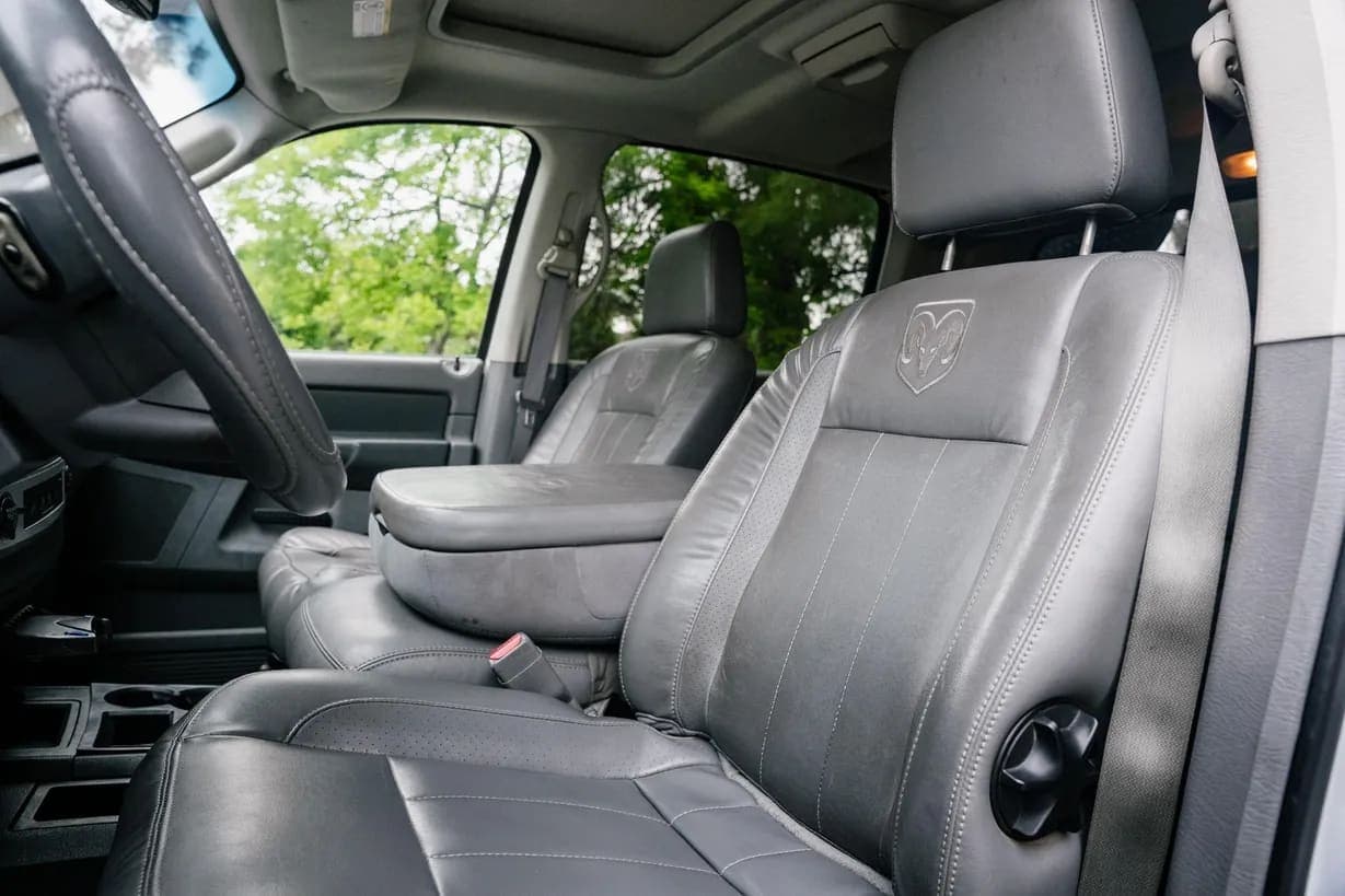 2008 Dodge Ram 2500 Laramie Mega, view