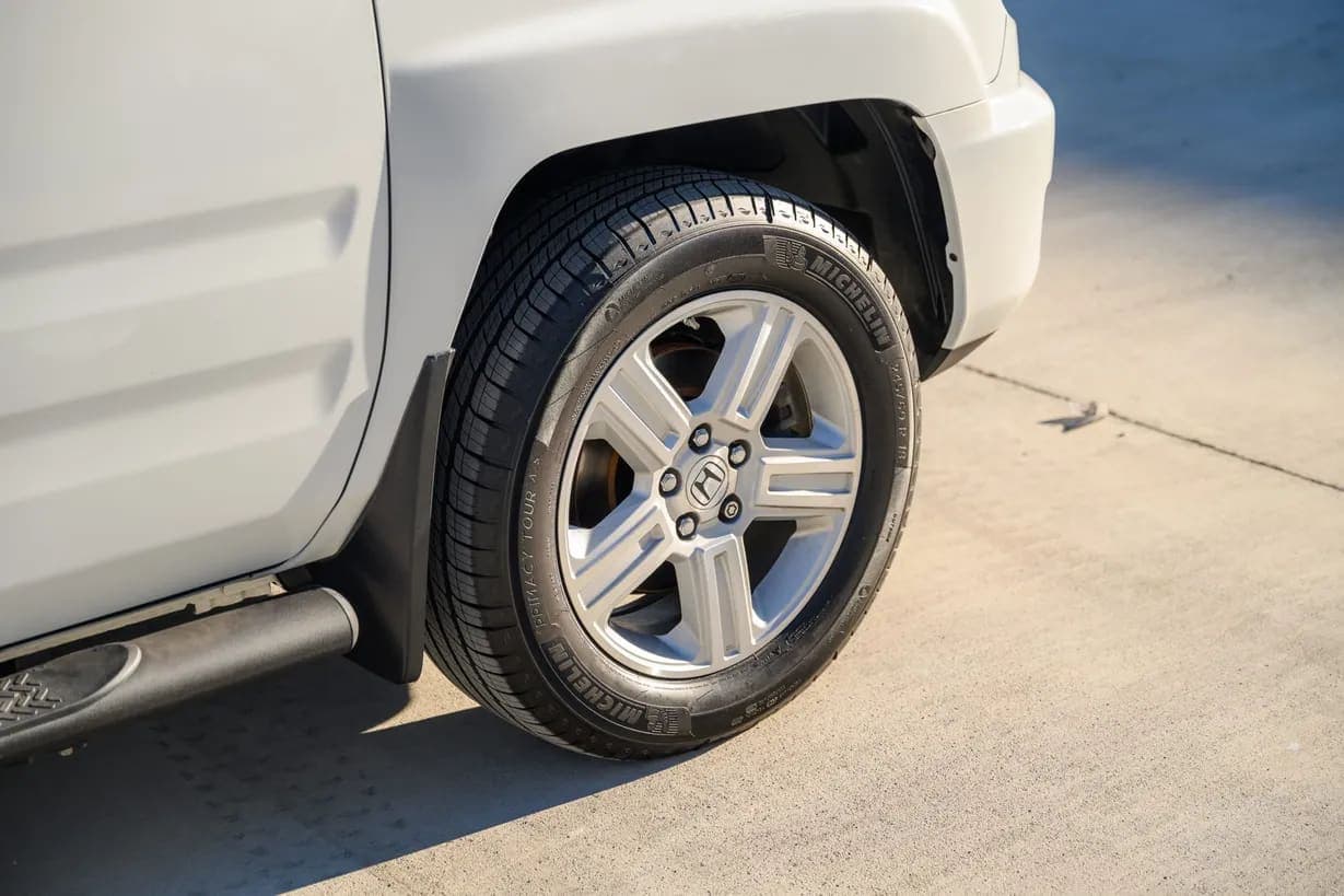2010 Honda Ridgeline RTL, view