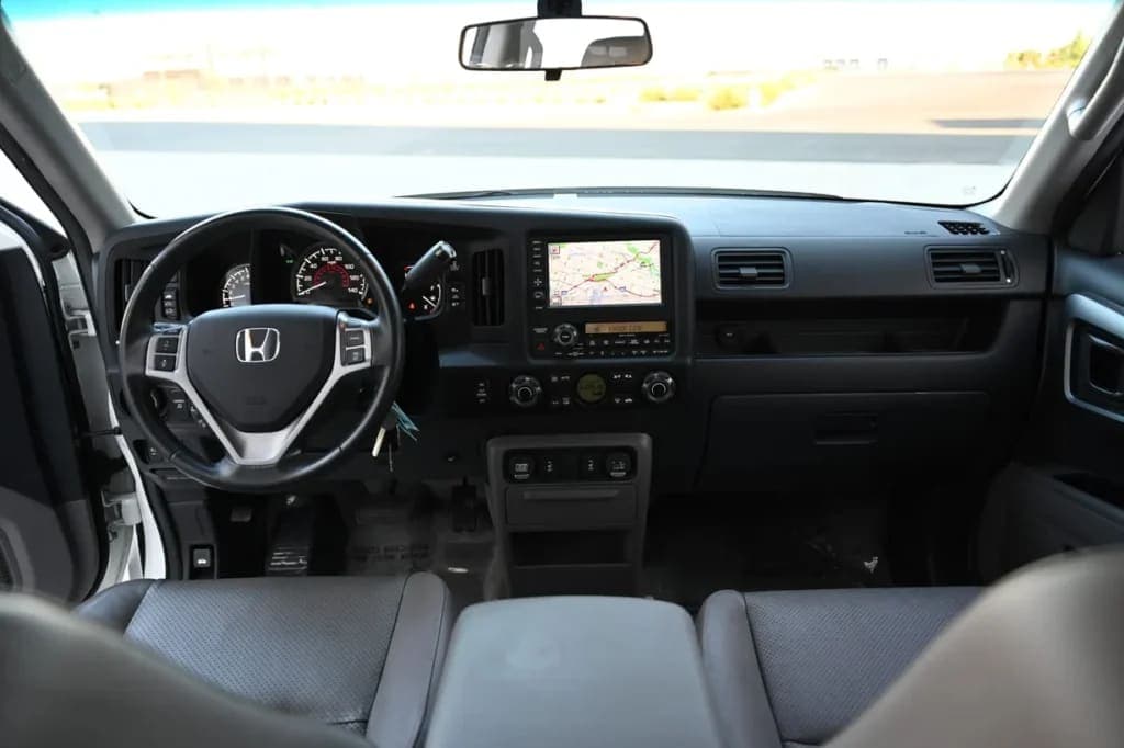 2010 Honda Ridgeline RTL, view