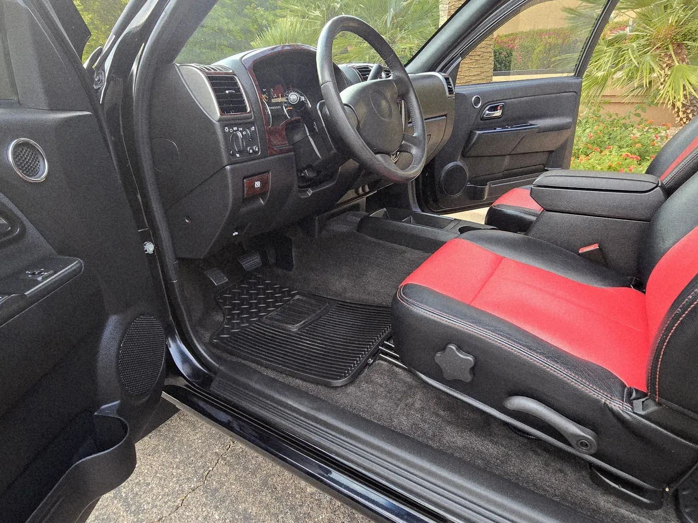 2012 Chevrolet Colorado 3LT, view