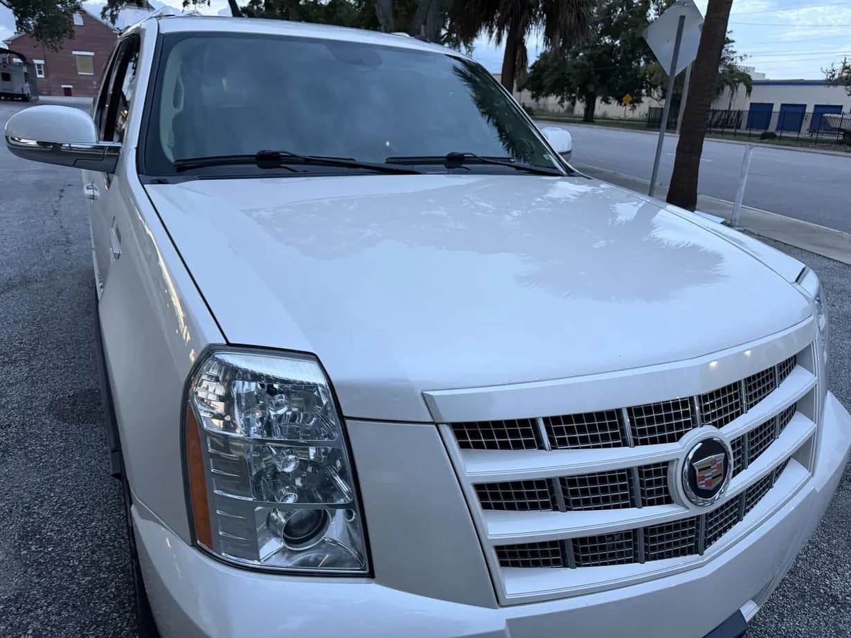 2013 Cadillac Escalade ESV Premium, view