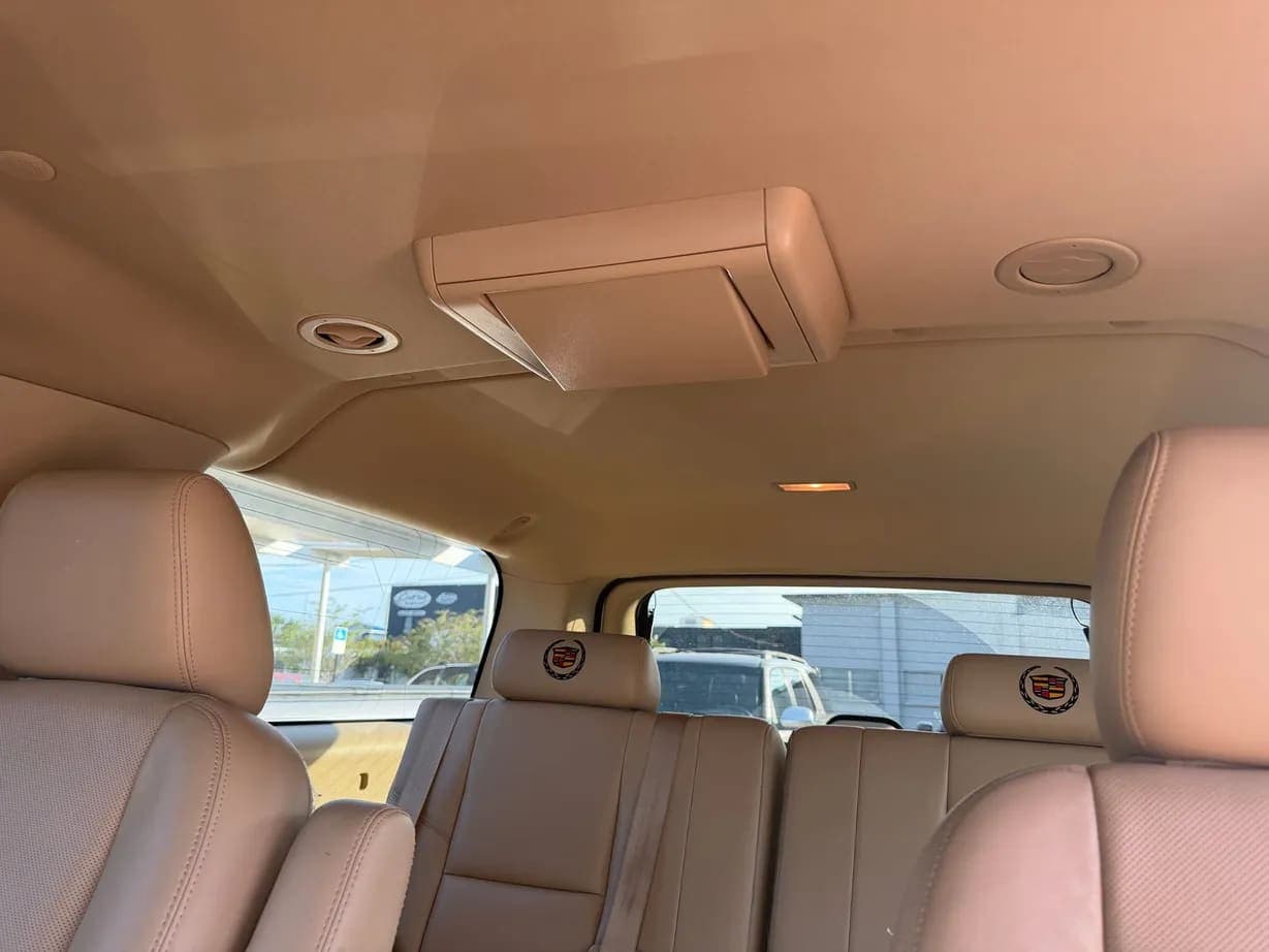 2013 Cadillac Escalade ESV Premium, view
