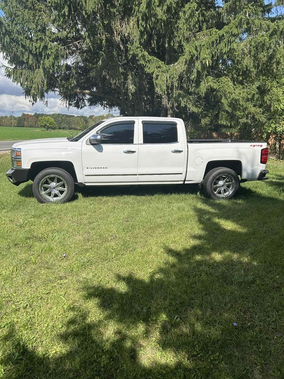 2015 Chevrolet Silverado 1500 LTZ, view