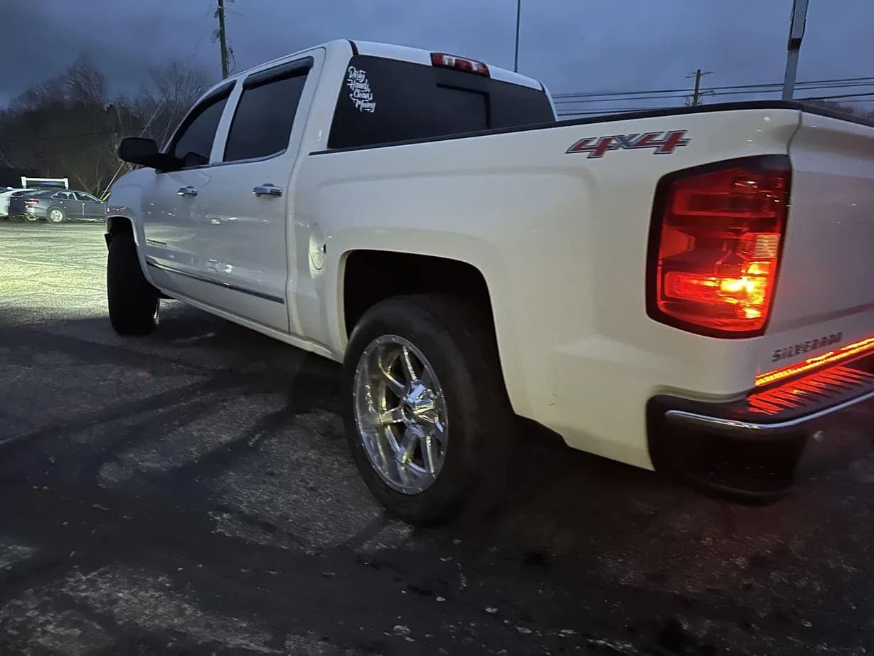 2015 Chevrolet Silverado 1500 LTZ, view