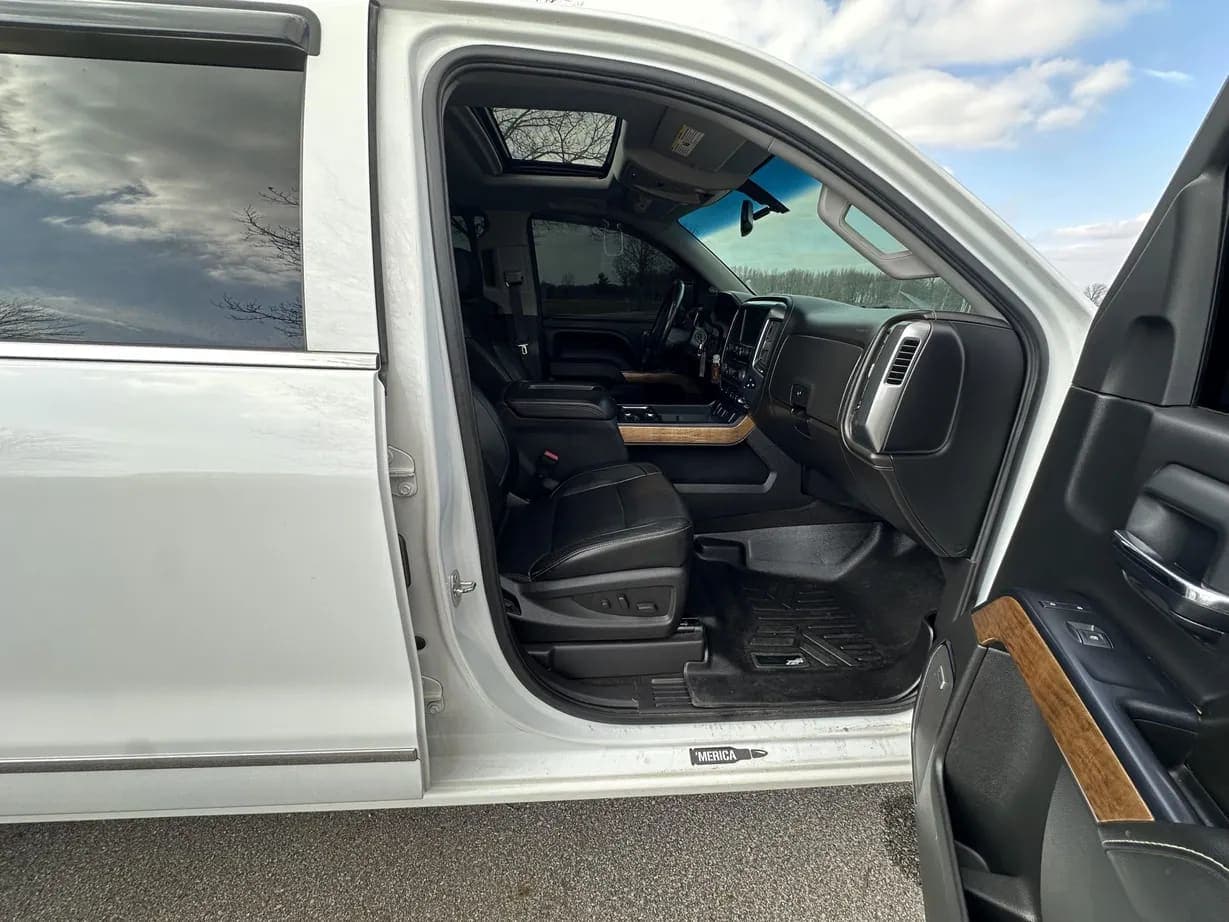 2015 Chevrolet Silverado 1500 LTZ, view