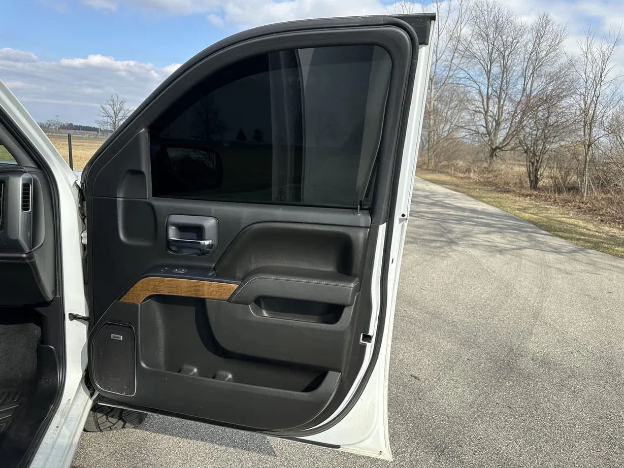 2015 Chevrolet Silverado 1500 LTZ, view