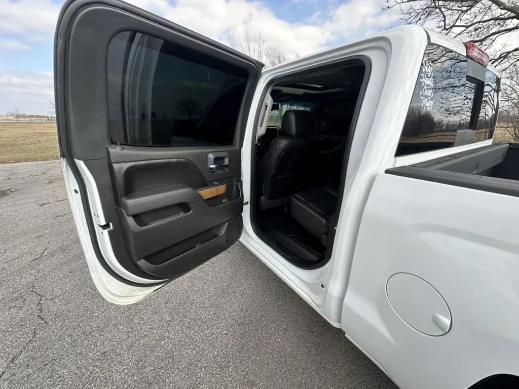 2015 Chevrolet Silverado 1500 LTZ, view
