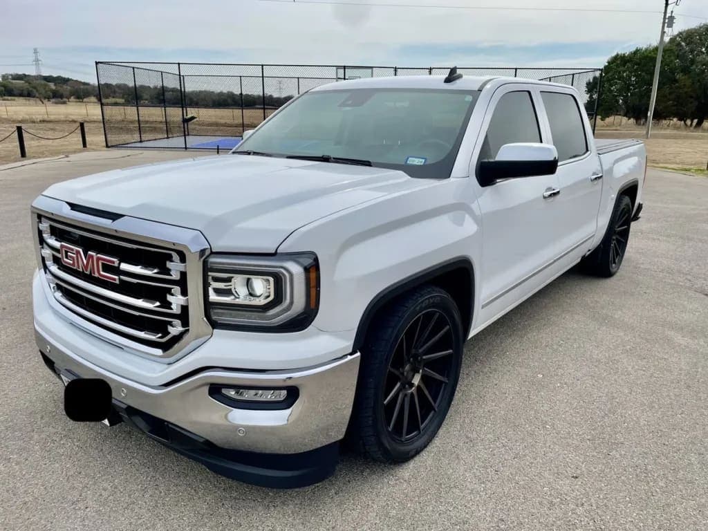 2017 GMC Sierra 1500 SLT Crew Cab video preview
