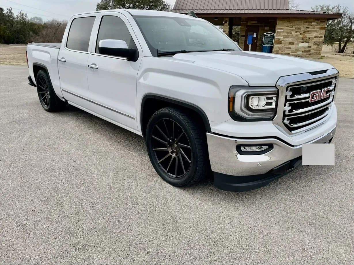 2017 GMC Sierra 1500 SLT Crew Cab, view