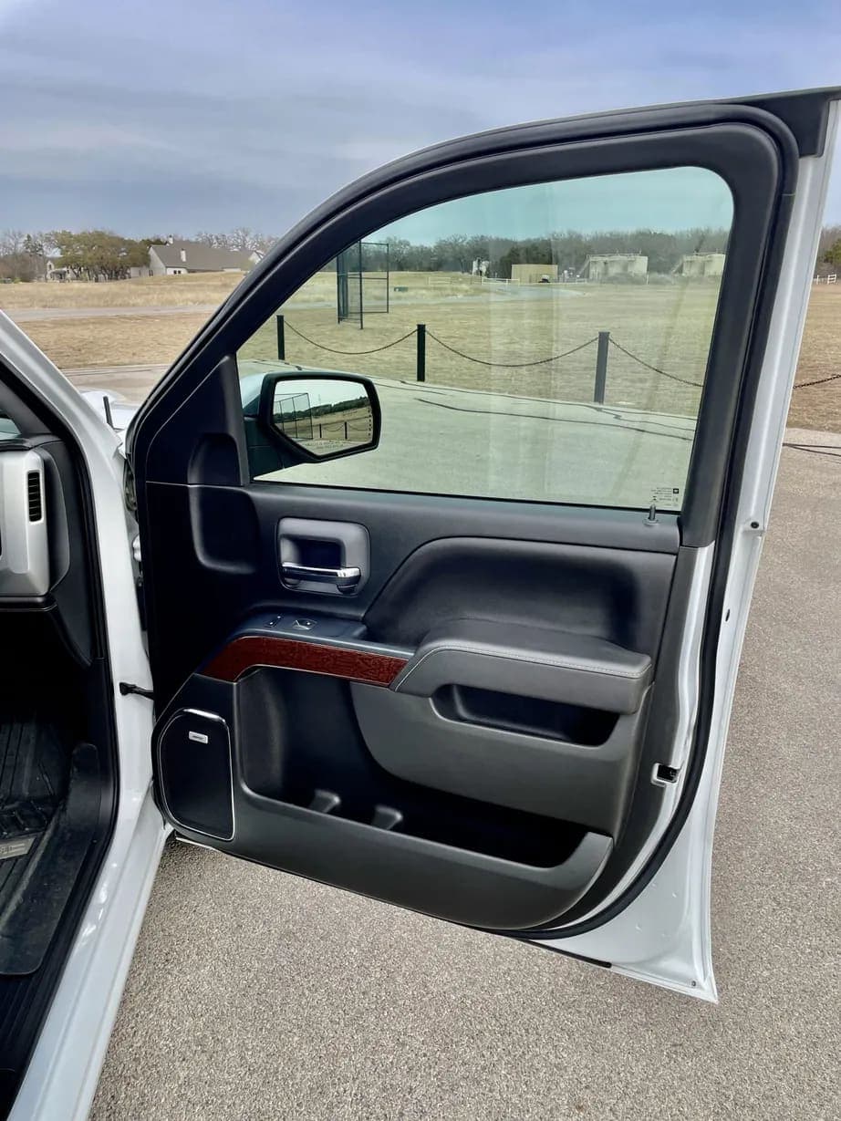 2017 GMC Sierra 1500 SLT Crew Cab, view