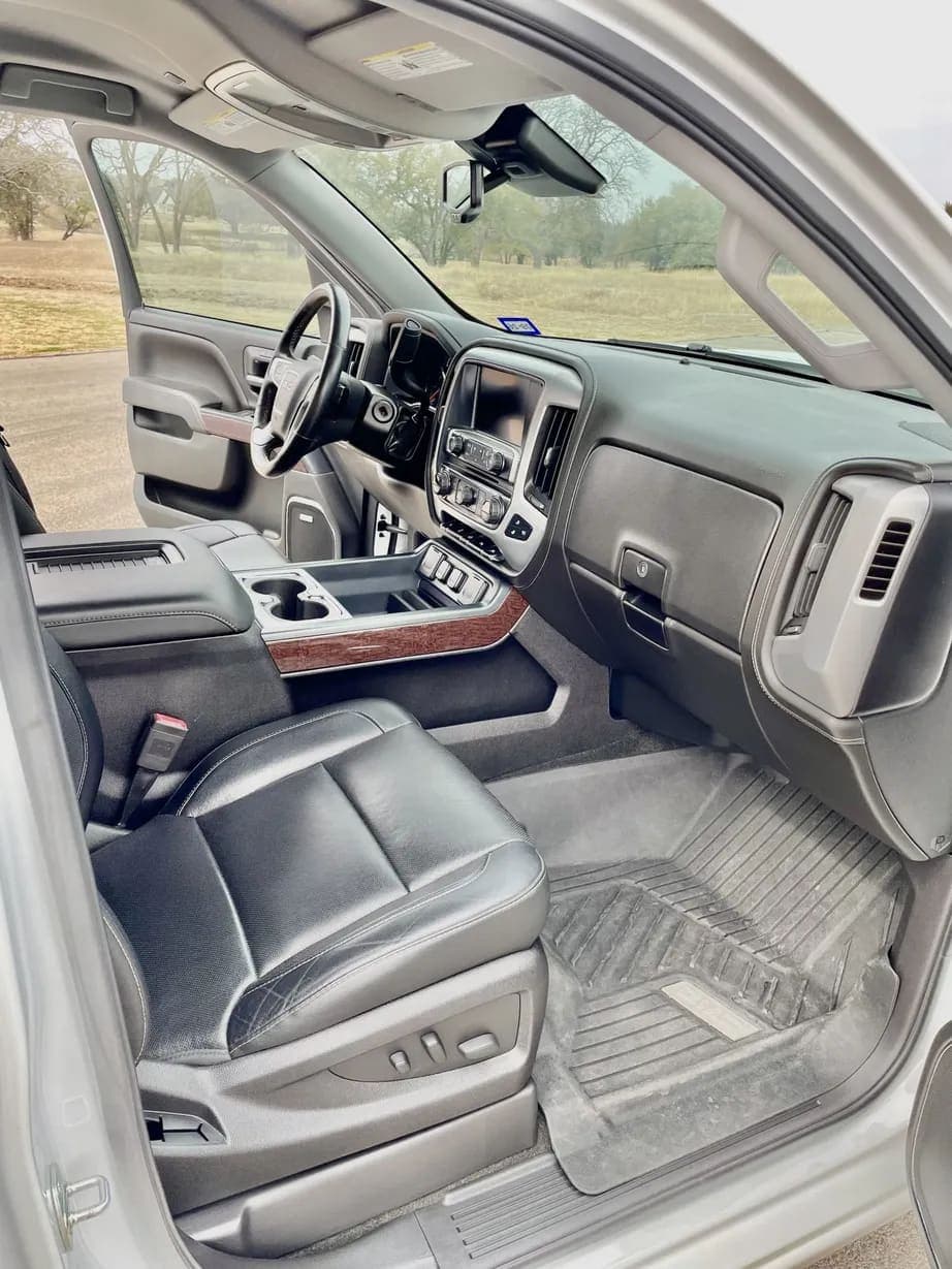 2017 GMC Sierra 1500 SLT Crew Cab, view