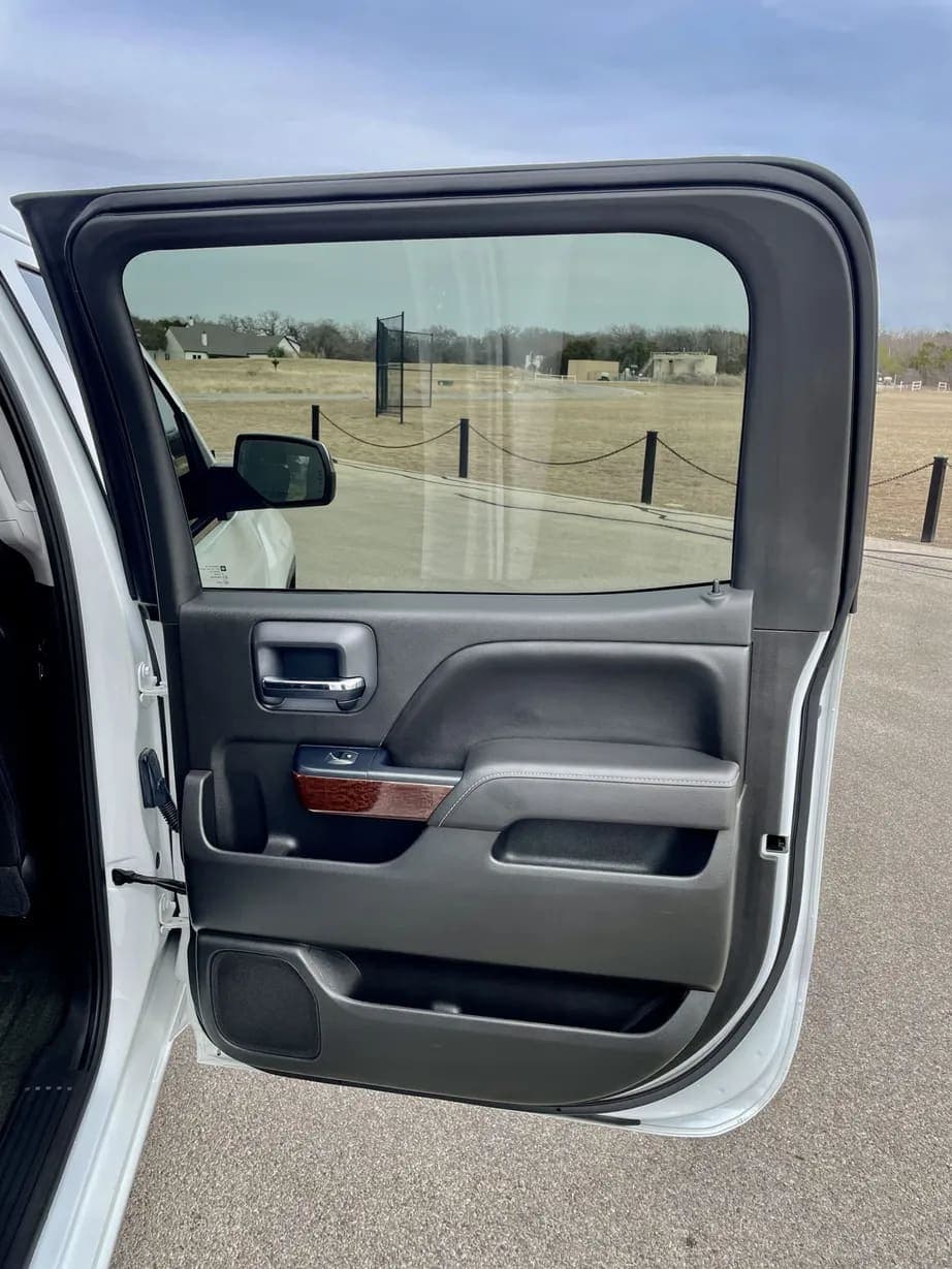 2017 GMC Sierra 1500 SLT Crew Cab, view