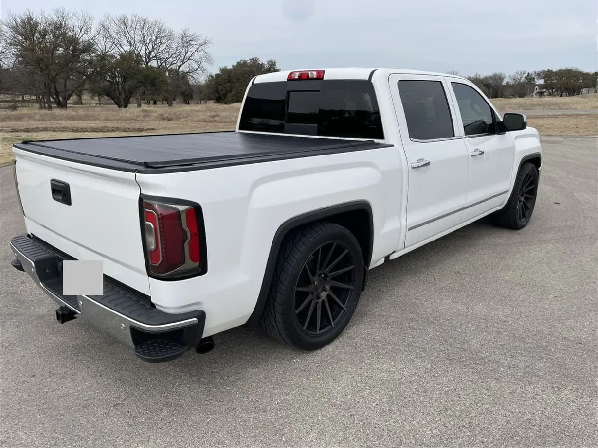2017 GMC Sierra 1500 SLT Crew Cab, view