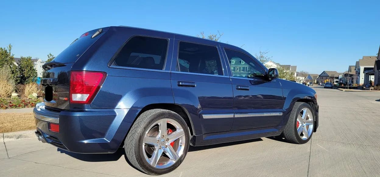 2009 Jeep Grand Cherokee SRT8, view