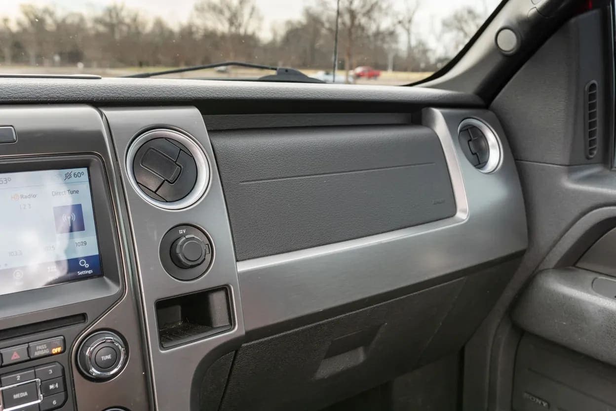 2014 Ford F-150 SVT Raptor Special Edition, view