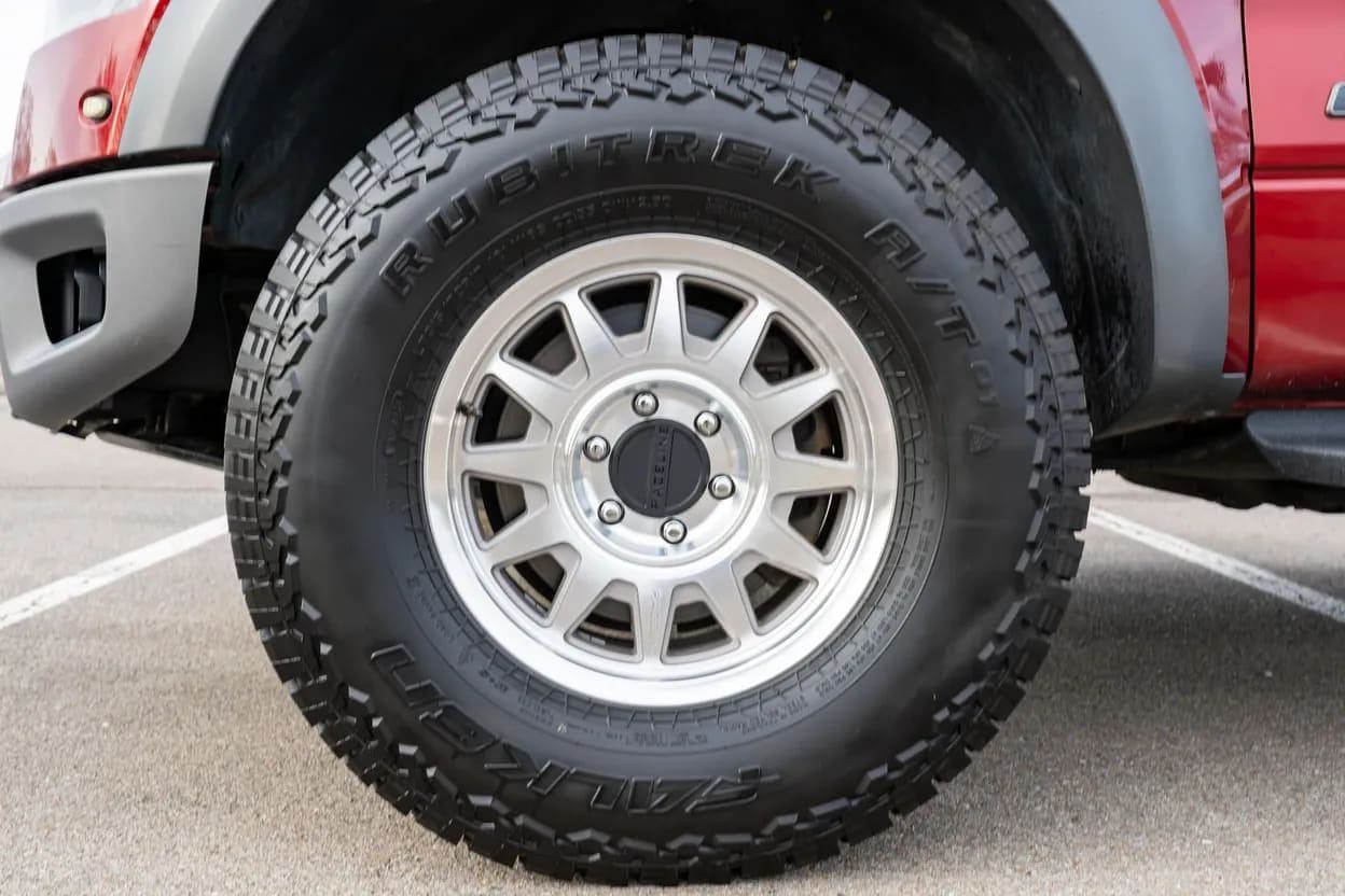 2014 Ford F-150 SVT Raptor Special Edition, view
