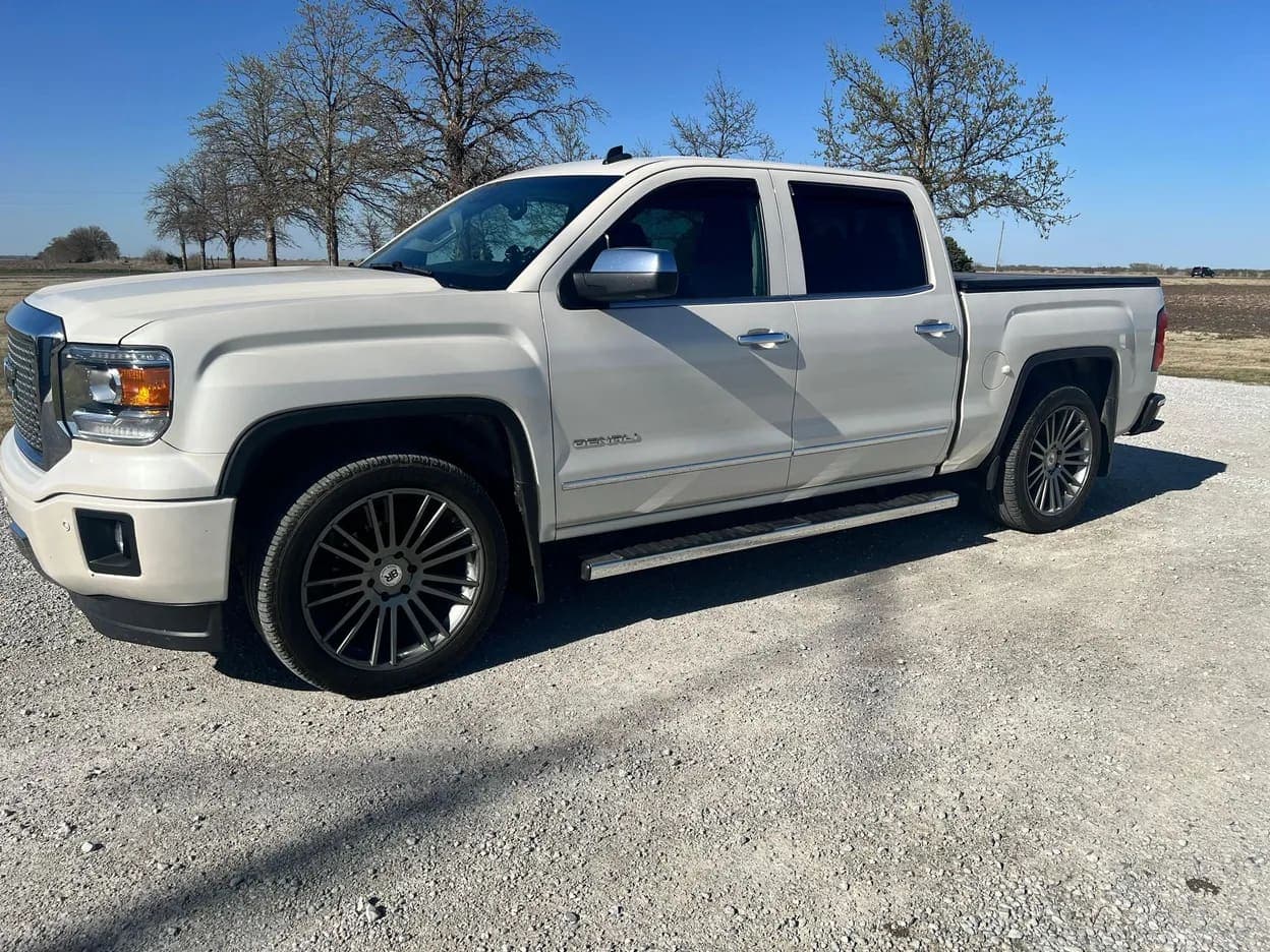 2014 GMC Sierra 1500 Denali exterior