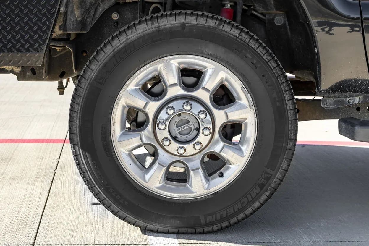 2015 Ford F-250 Super Duty Lariat, view