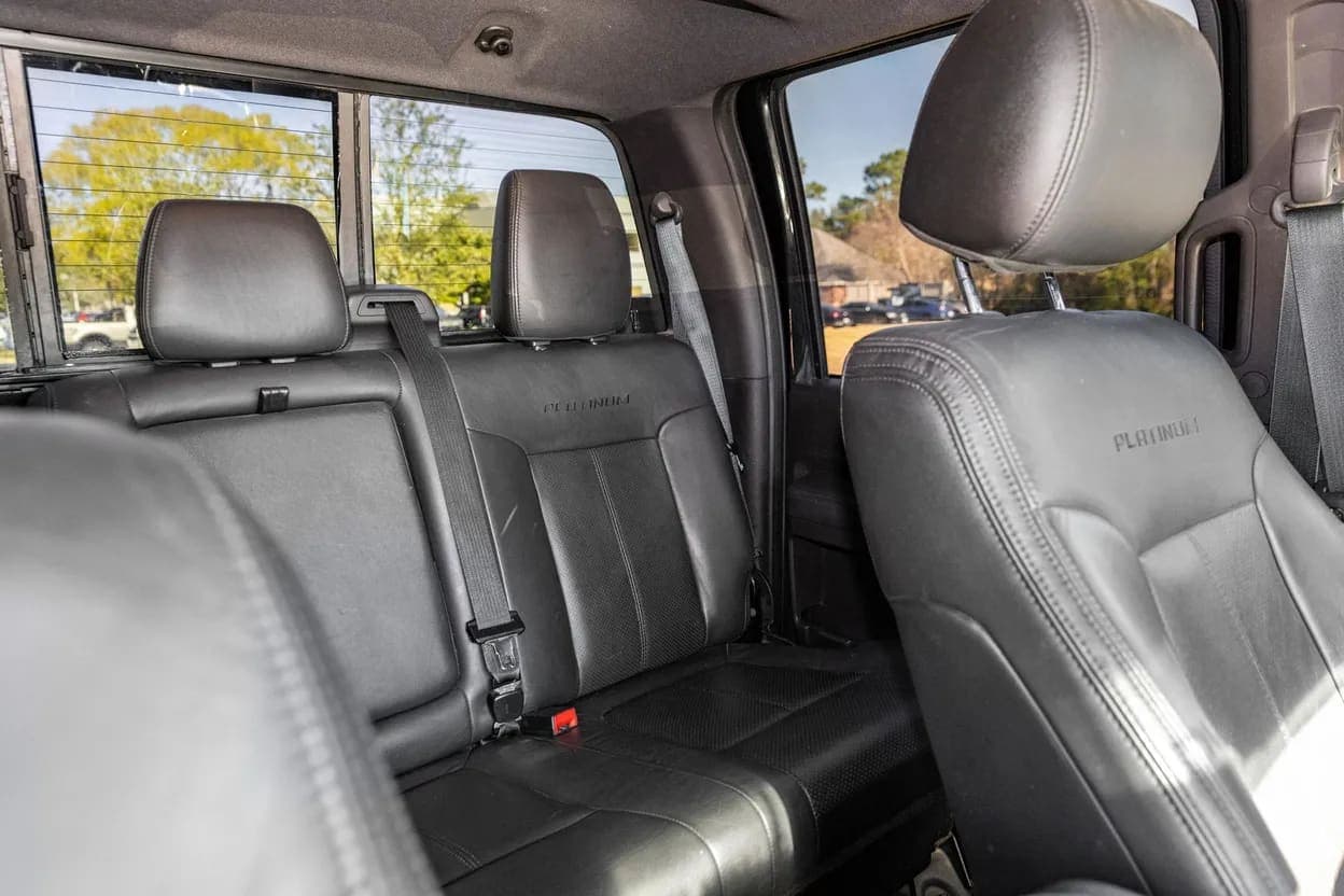 2015 Ford F-250 Super Duty Lariat, view