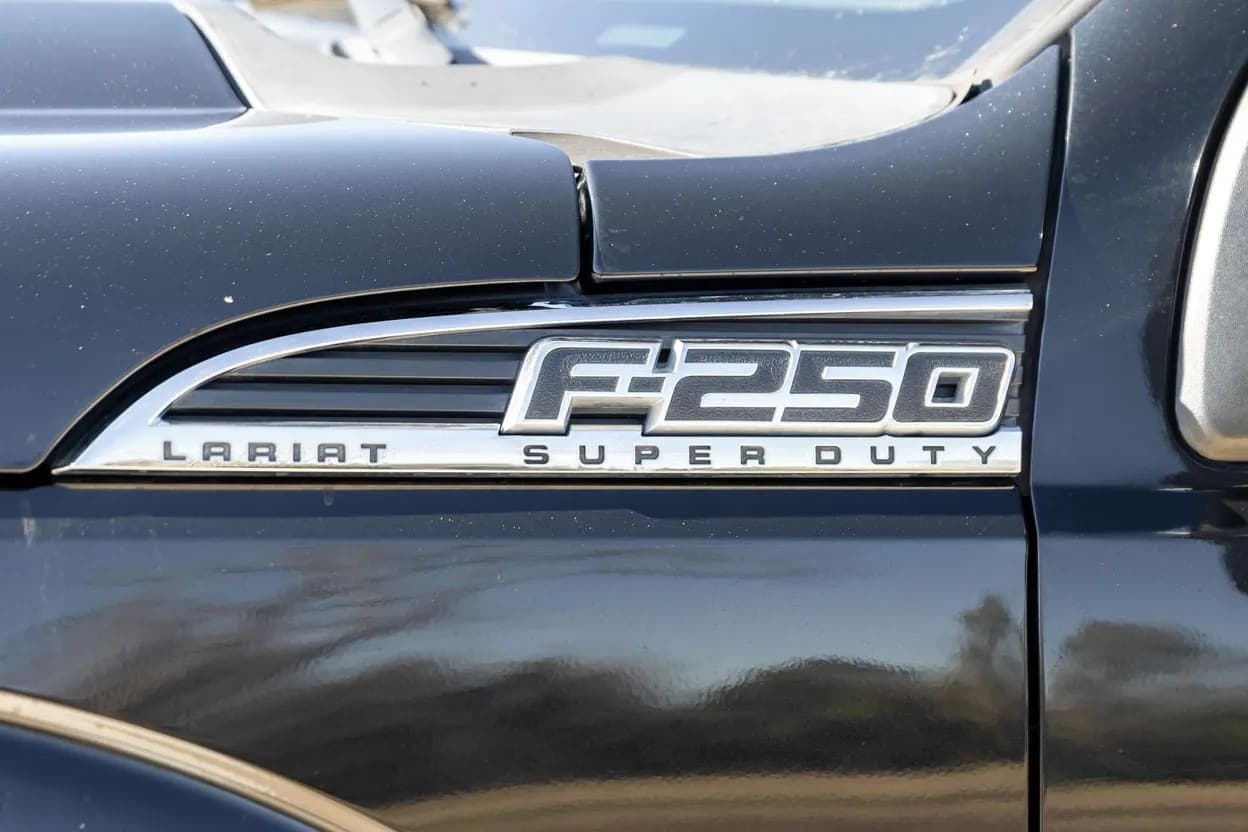 2015 Ford F-250 Super Duty Lariat, view