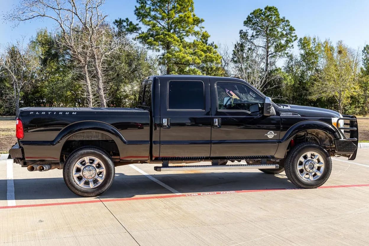 2015 Ford F-250 Super Duty Lariat, view