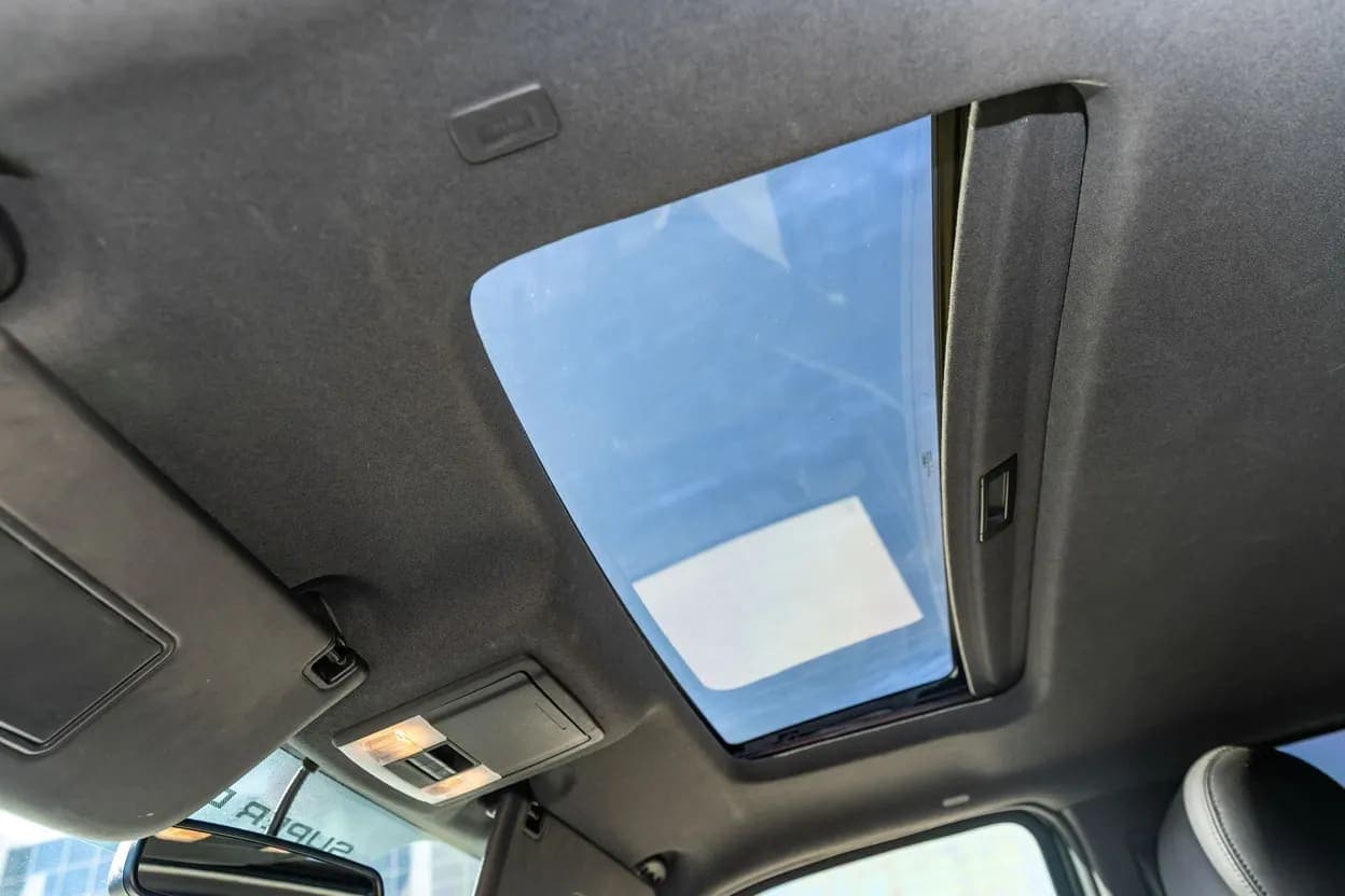 2015 Ford F-250 Super Duty Lariat, view