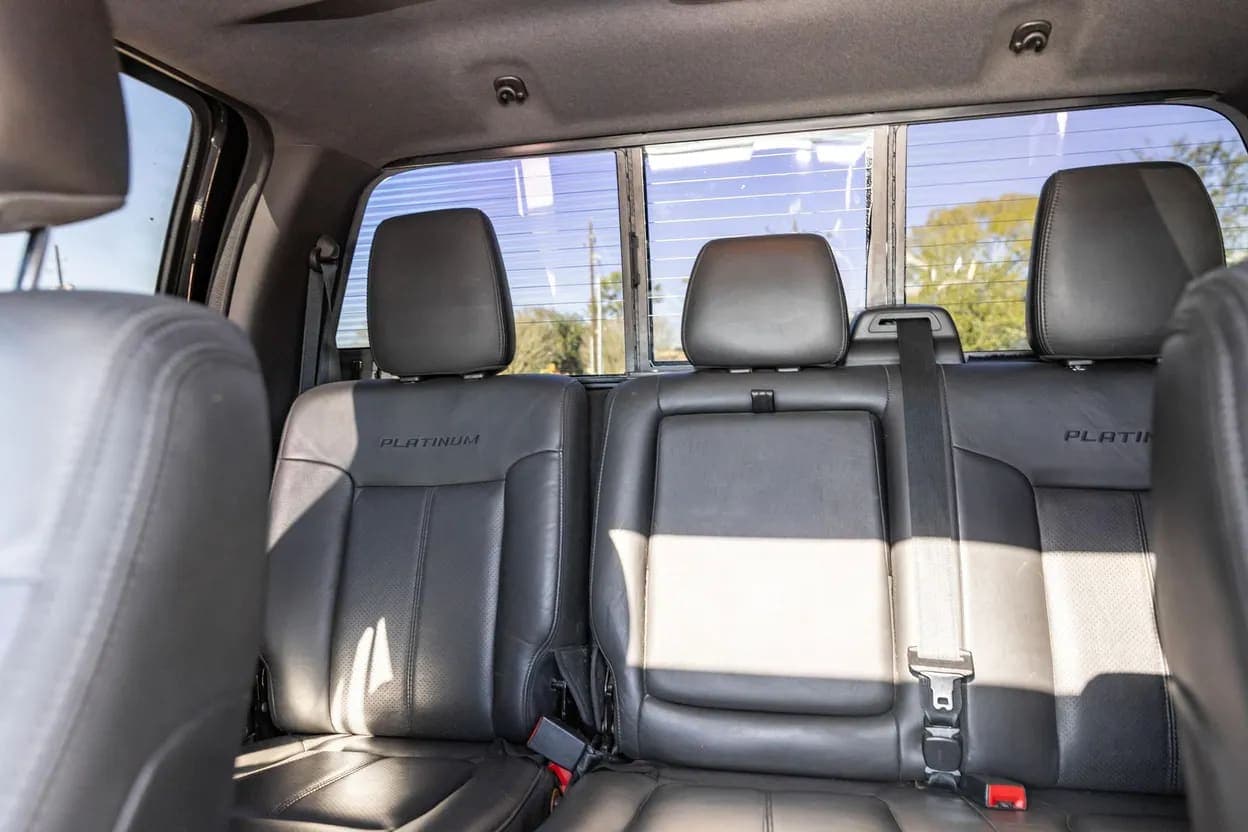 2015 Ford F-250 Super Duty Lariat, view