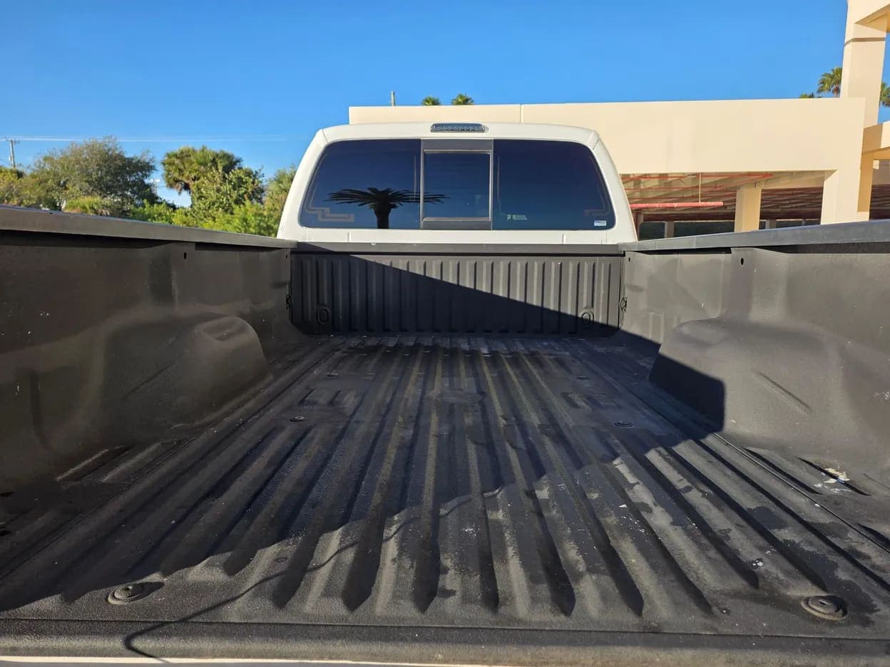 2015 Ford F-350 Super Duty Lariat, view