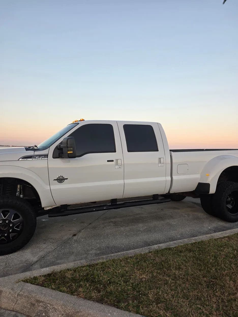2015 Ford F-350 Super Duty Lariat, view