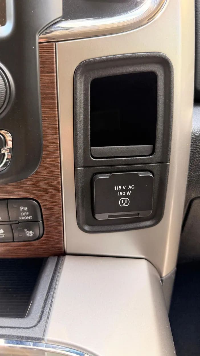 2016 Ram 2500 Laramie Mega Cab, view