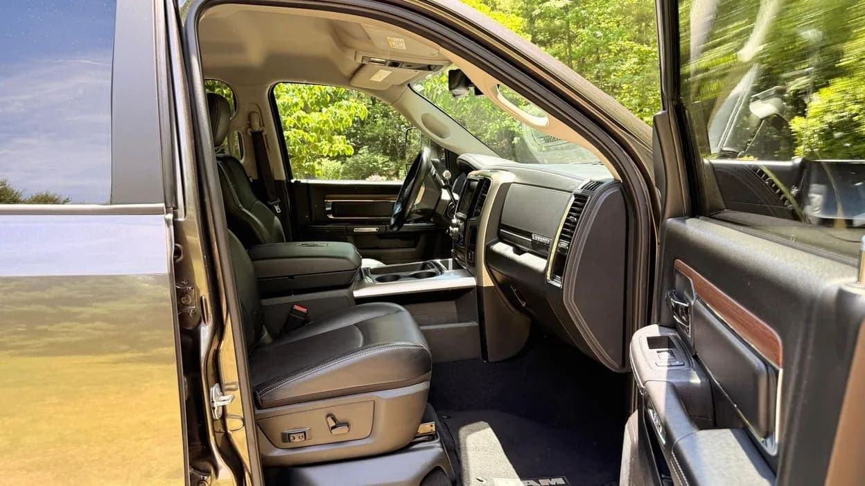 2016 Ram 2500 Laramie Mega Cab, view