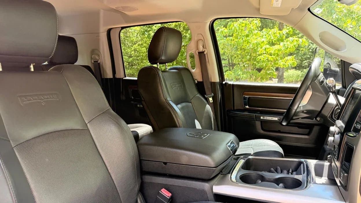 2016 Ram 2500 Laramie Mega Cab, view