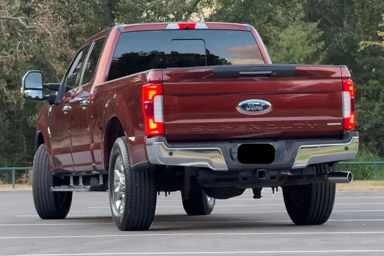 2017 Ford F-250 Super Duty Lariat, view