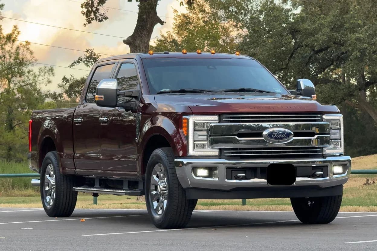 2017 Ford F-250 Super Duty Lariat, view