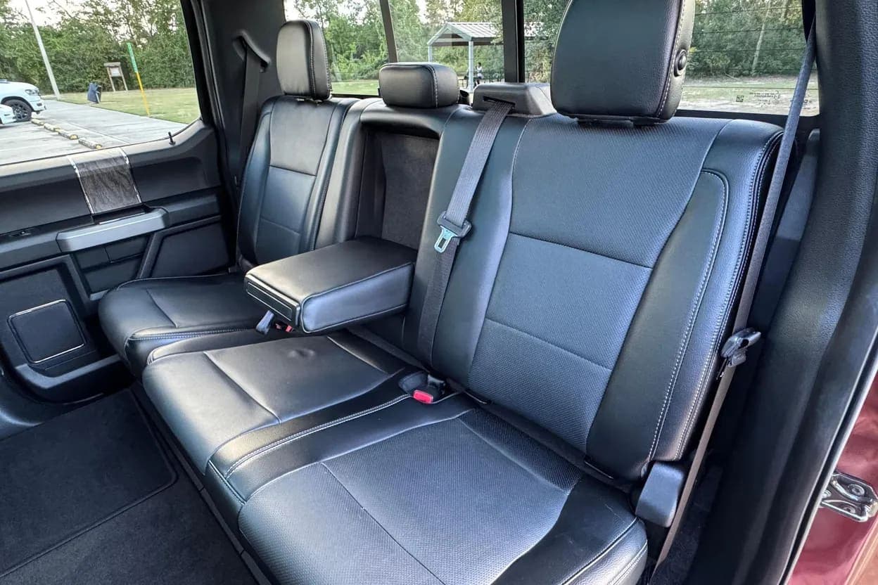 2017 Ford F-250 Super Duty Lariat, view