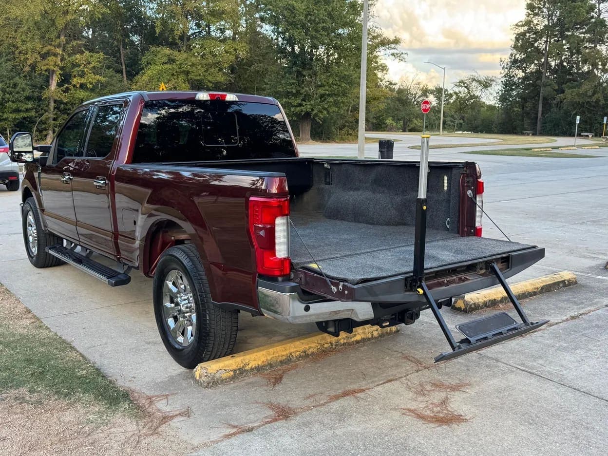 2017 Ford F-250 Super Duty Lariat, view