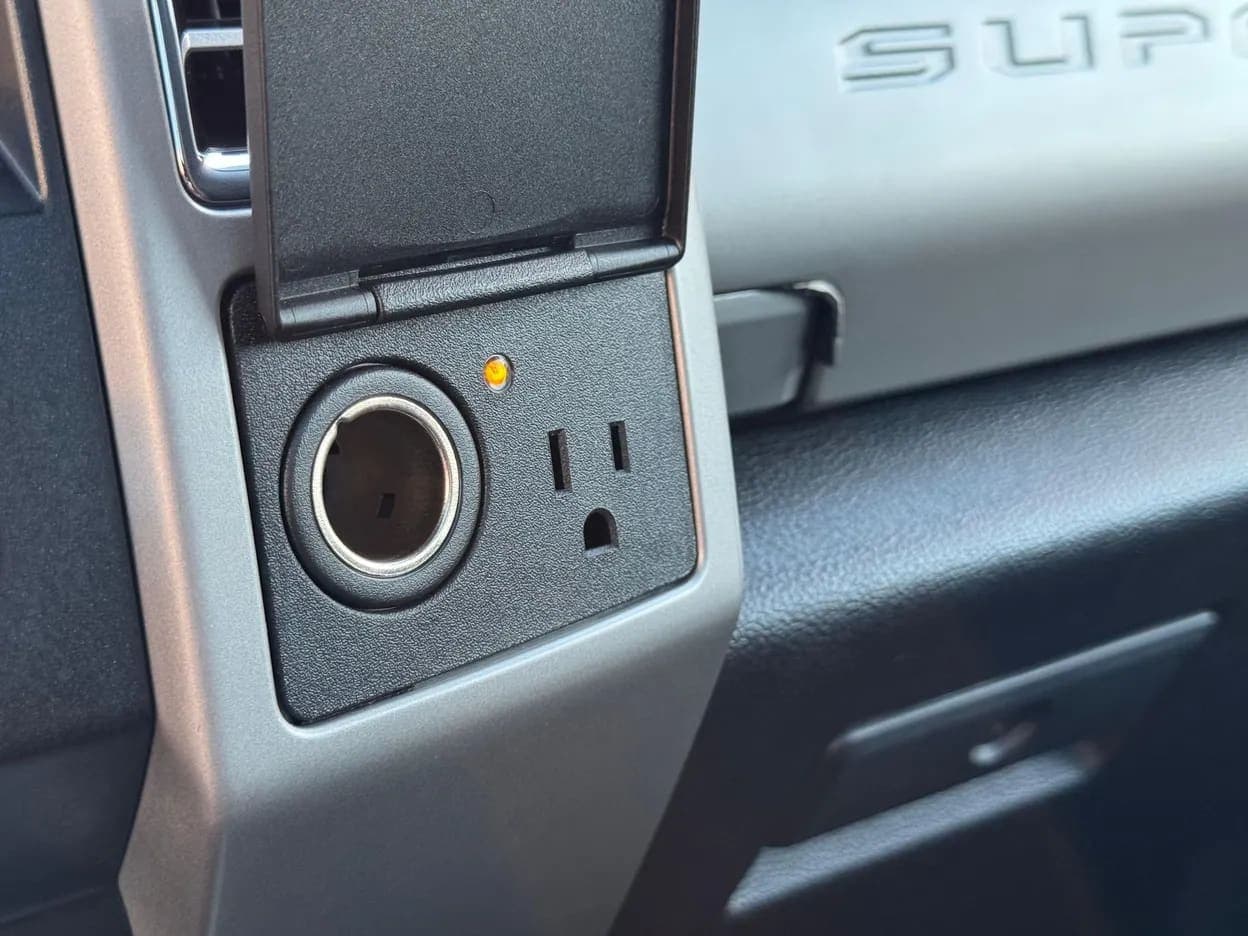 2017 Ford F-250 Super Duty Lariat, view