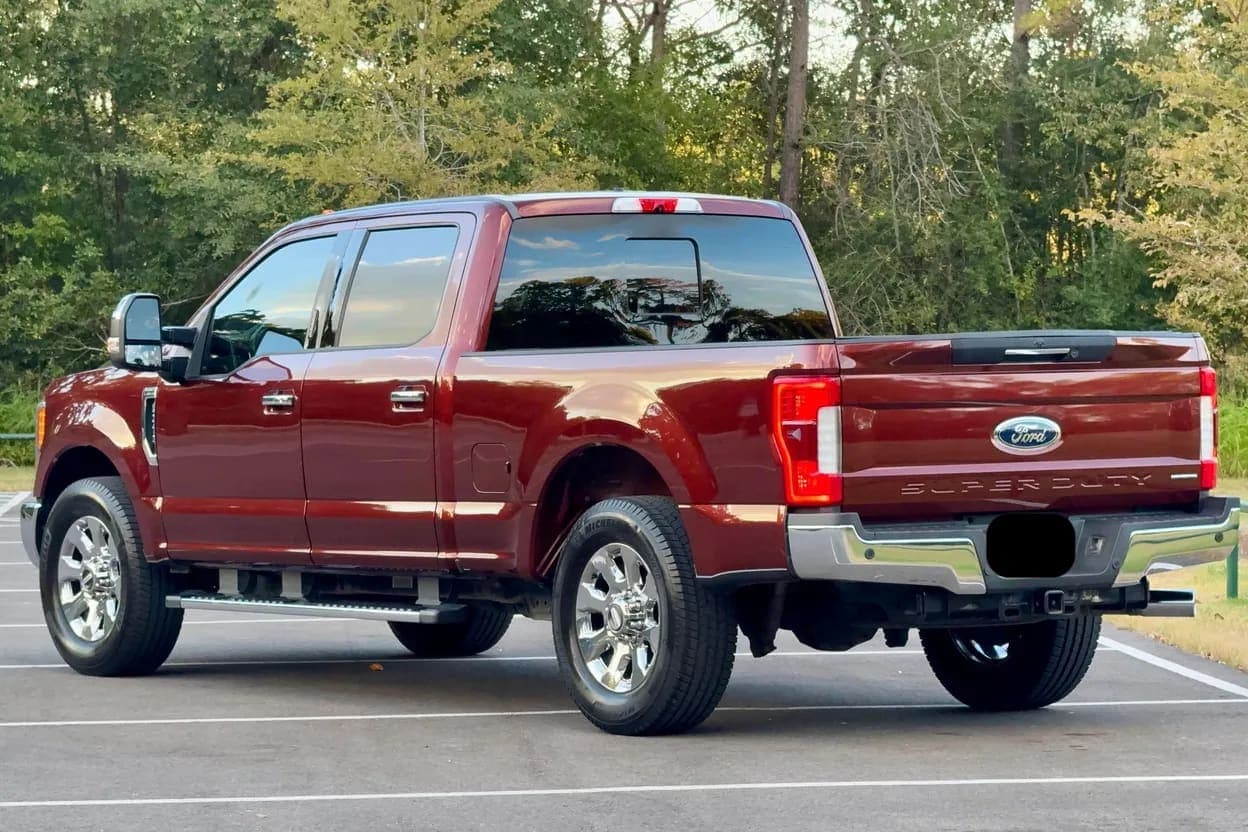 2017 Ford F-250 Super Duty Lariat, view