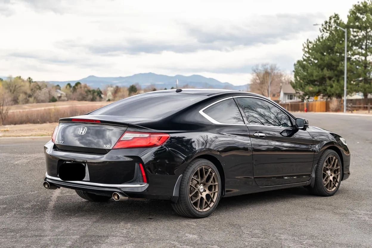 2017 Honda Accord EX-L V6 Coupe, view