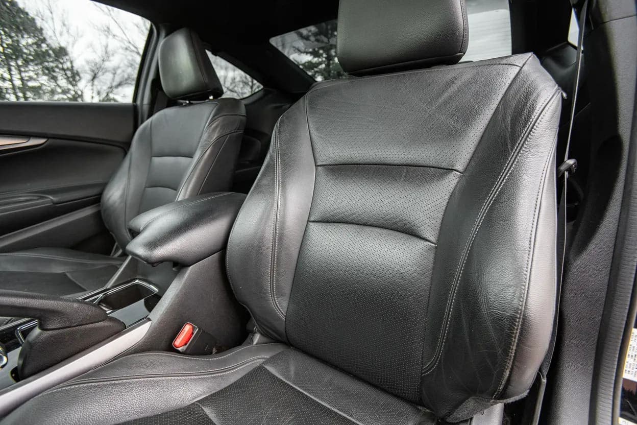 2017 Honda Accord EX-L V6 Coupe, view