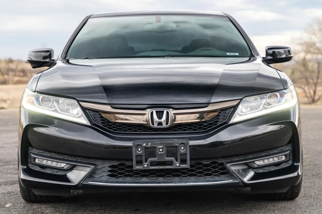 2017 Honda Accord EX-L V6 Coupe, view