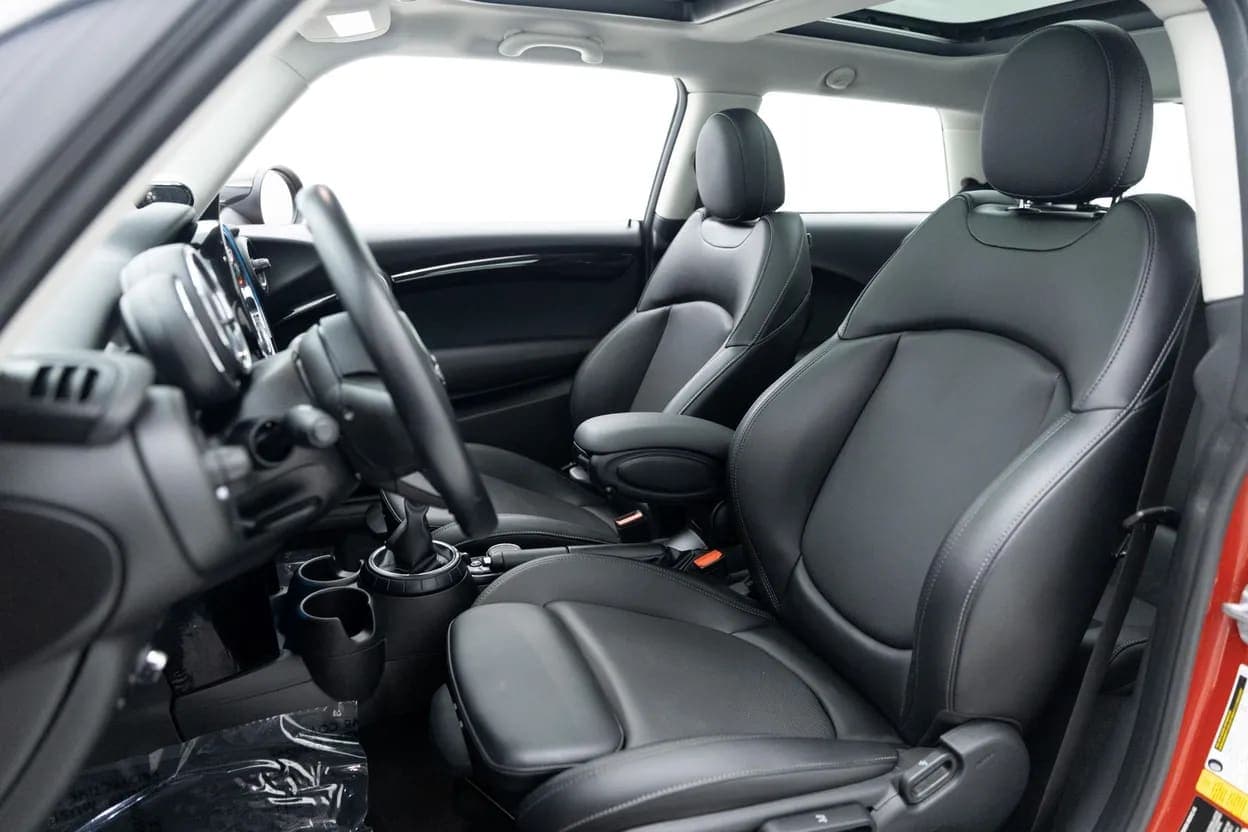 2017 MINI Cooper S, view
