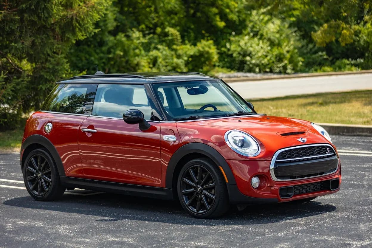 2017 MINI Cooper S, view