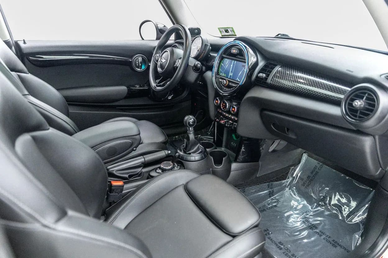 2017 MINI Cooper S, view