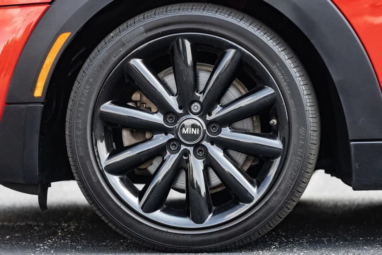 2017 MINI Cooper S, view